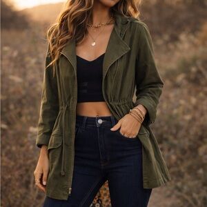 Army Green Cinched Waist Utility Jacket |  Size Medium